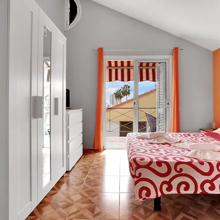 Apartment 2 Bedrooms In Playa De Americas Playa de las Americas (Tenerife)